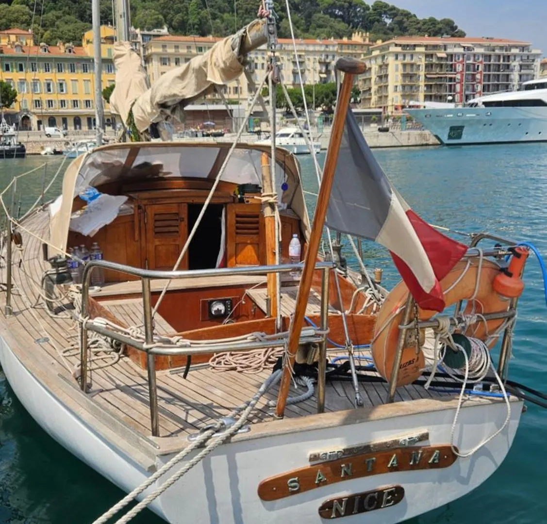 Tekne Voilier Santana A Cannes